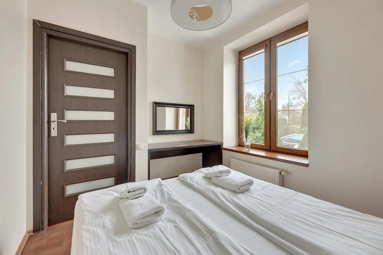 Dom & House - Apartamenty Nautilus Jelitkowo 50 Metrow Od Plazy Gdansk 0*,