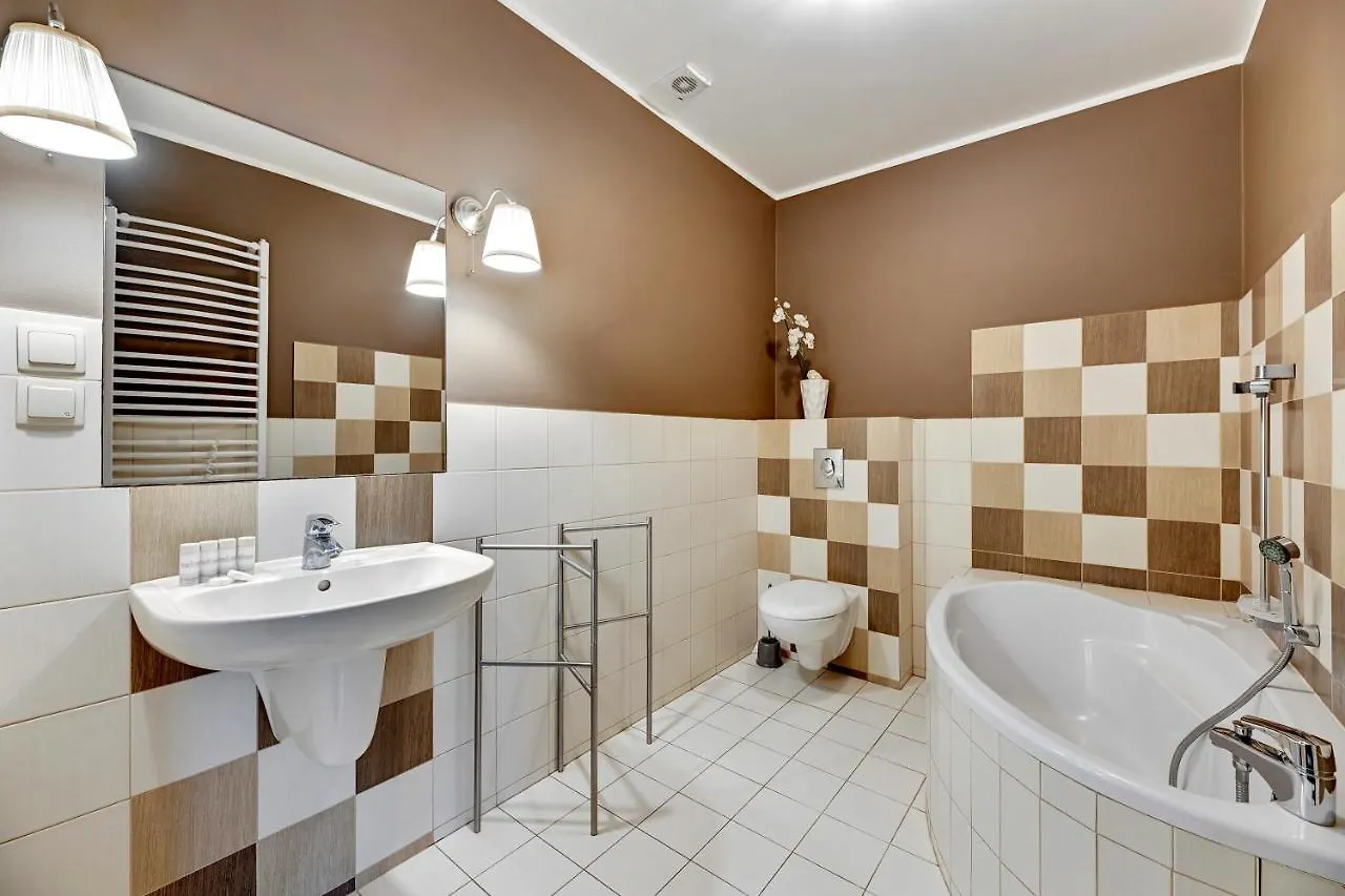 Dom & House - Apartamenty Nautilus Jelitkowo 50 Metrow Od Plazy Gdansk 0*,